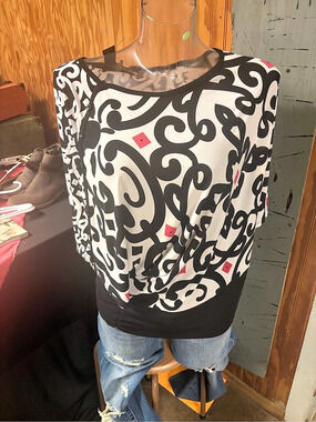 Multiples Abstract Long Sleeve Top in Black & White Size Medium
